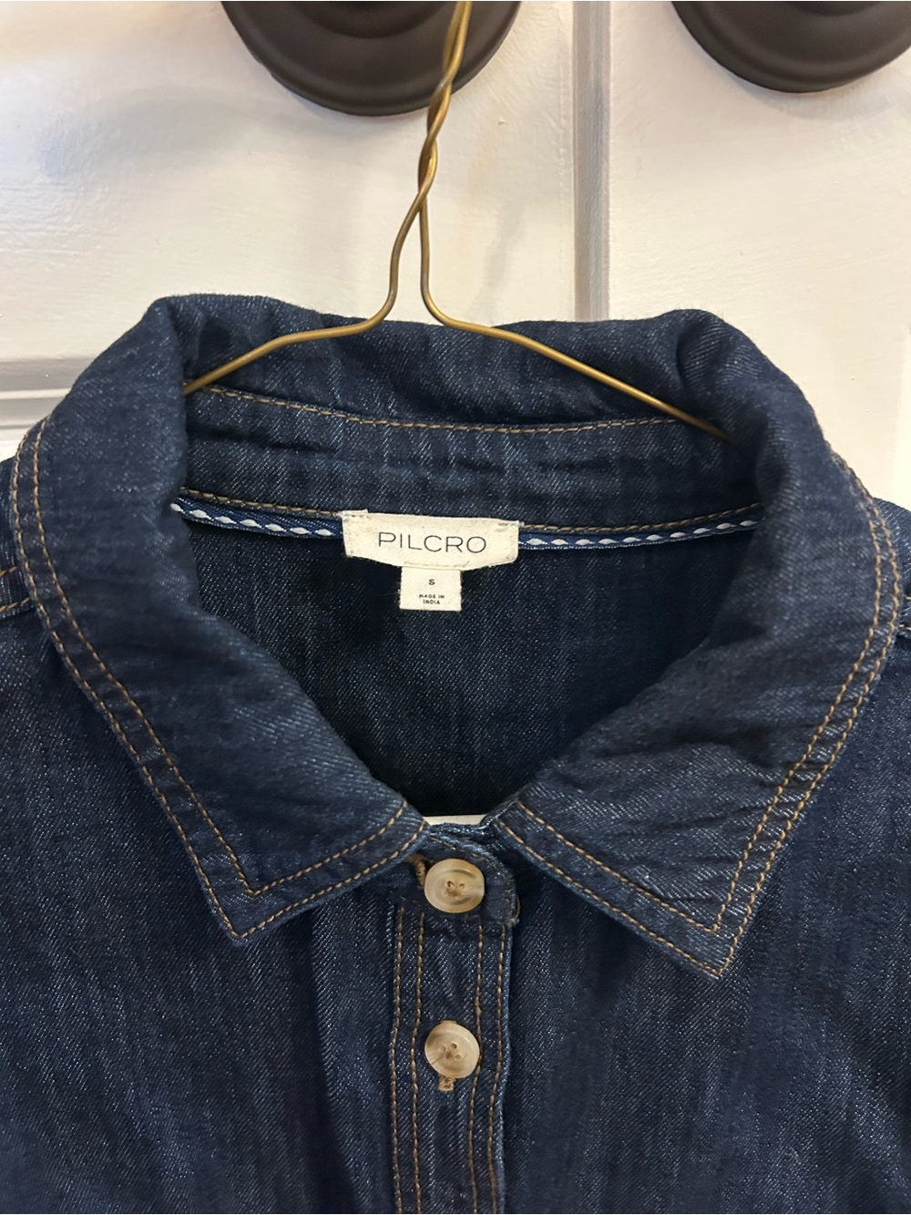 Pilcro Women’s Dark Blue Denim Ruffle Sleeve Button-Up - Picture 2 of 3